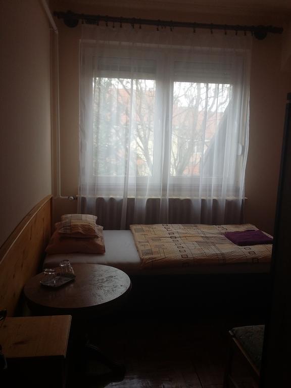Rozsakert Panzio Hotell Nyíregyháza Exteriör bild